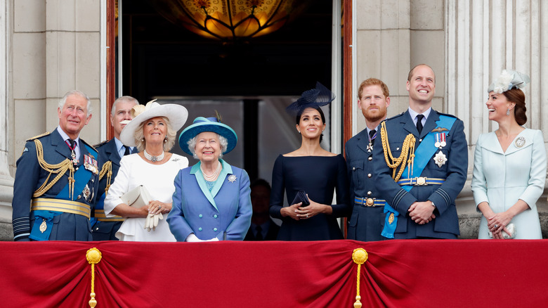 The royal family on the balcony 