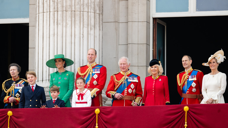 The royal family on the balcony