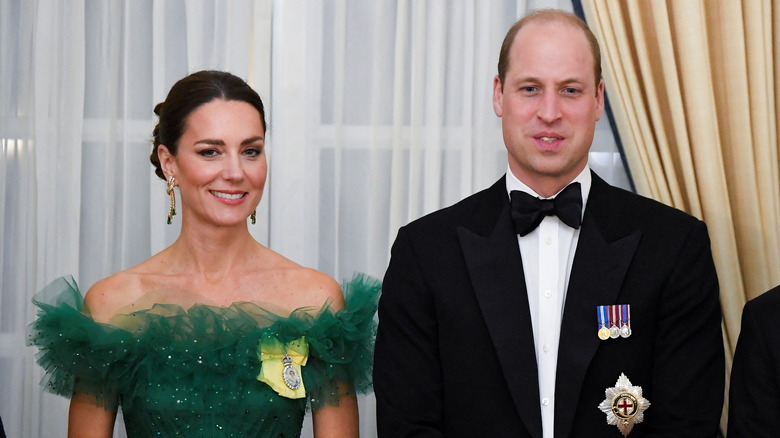 Prince William & Kate Middleton posing in Jamaica