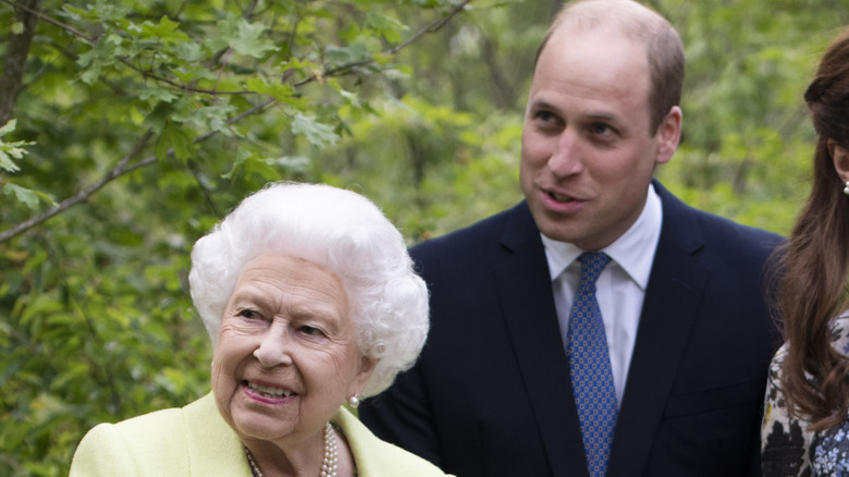 Queen Elizabeth and Prince William garden show 2019