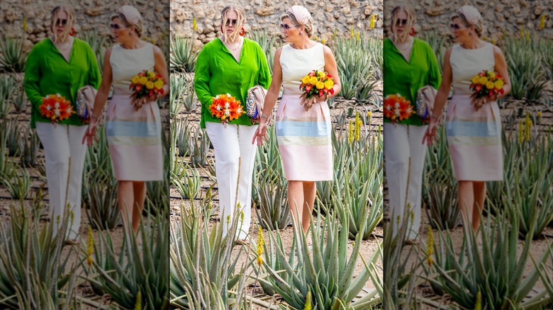 Princess Catharina-Amalia poses with mother