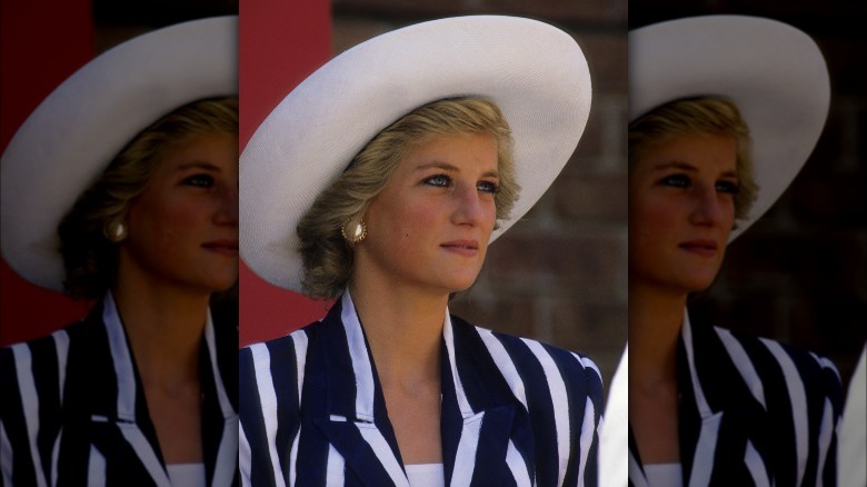 Diana Spencer smiling 