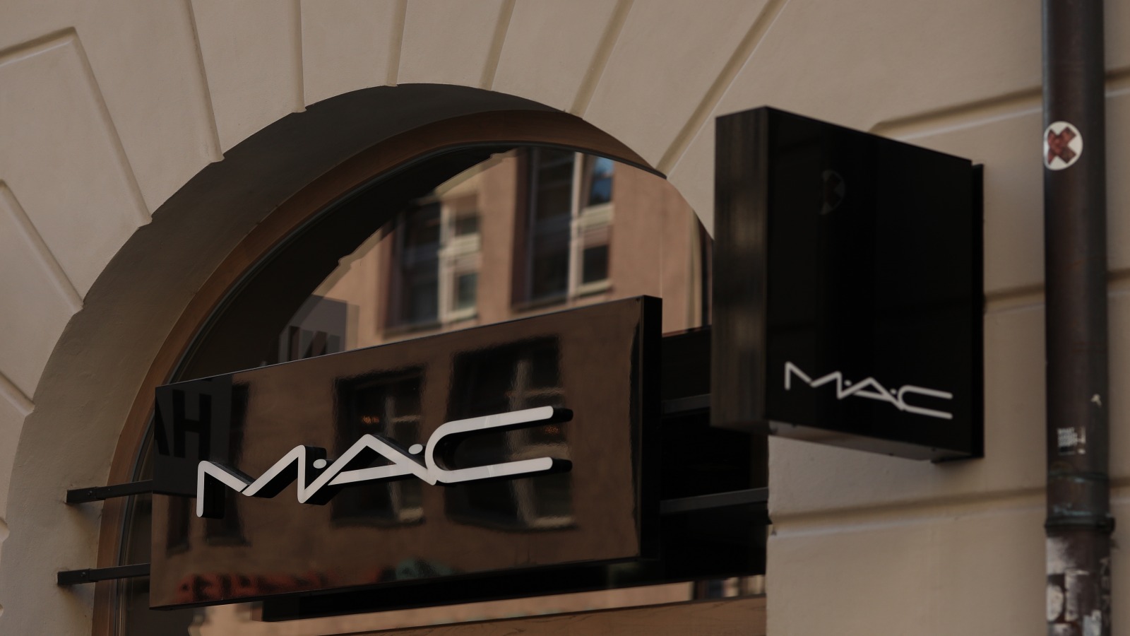 mac cosmetics hiring in ft lauderdale