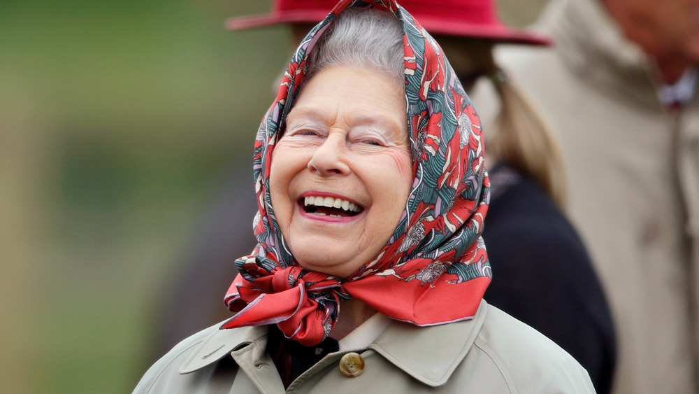 Queen Elizabeth head scarf