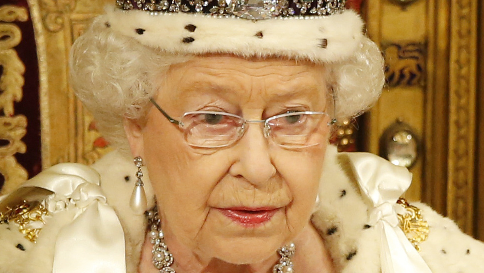 Queen Elizabeth Reportedly Had A Trick For Keeping Her Crown On Her Head