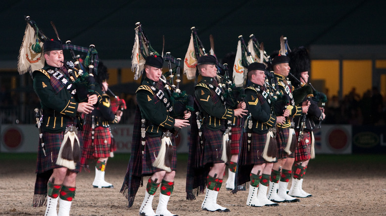 2009 royal bagpipers Windsor Castle