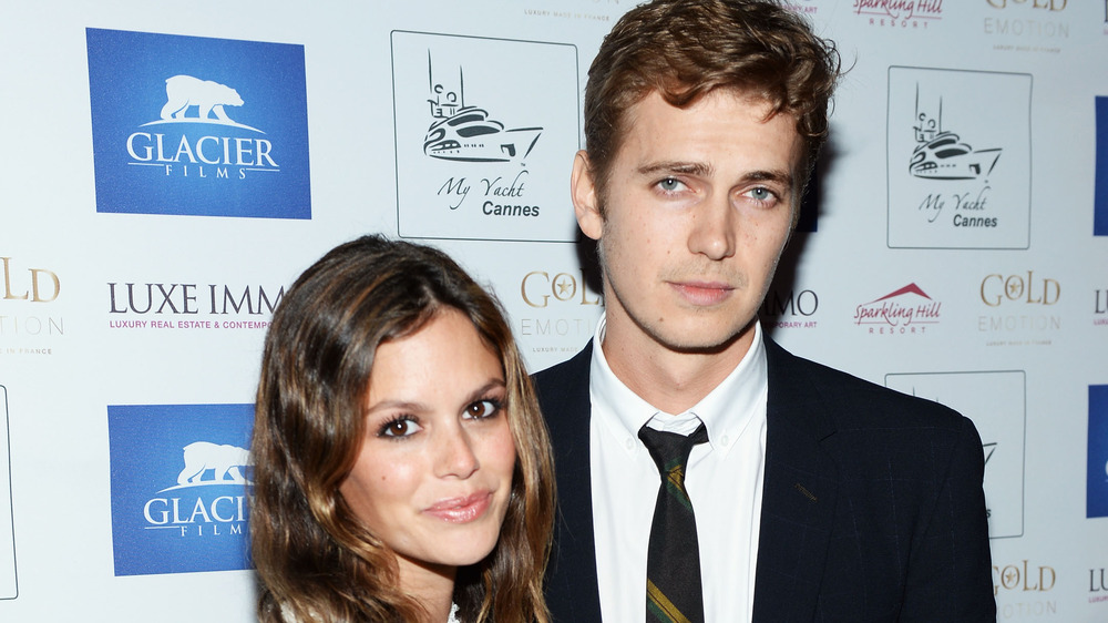 Rachel Bilson, Hayden Christensen posing