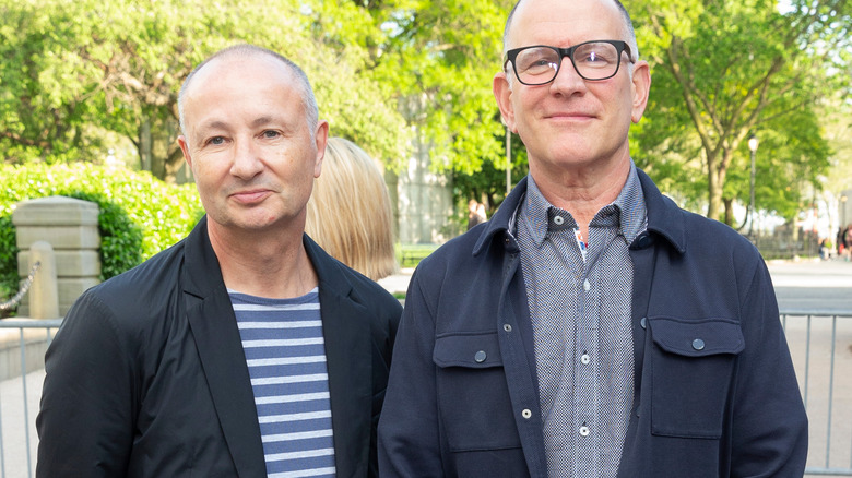 Randy Barbato and Fenton Bailey standing together