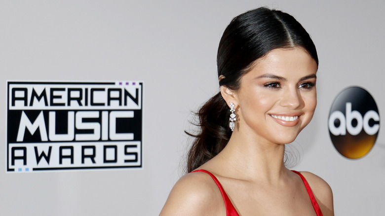 Selena at the American Music Awards