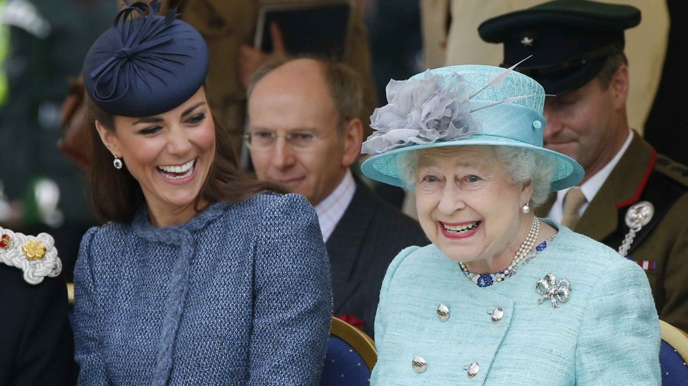 Kate Middleton and Queen Elizabeth at an eveny