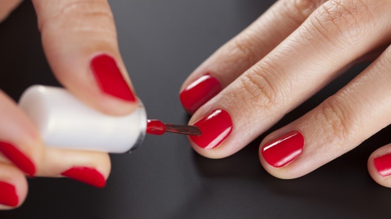 Reasons Your Nails Keep Breaking