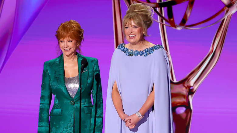 Reba McEntire and Melissa Peterman at an awards show