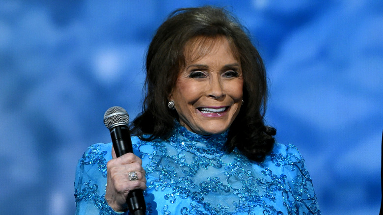 Loretta Lynn performing