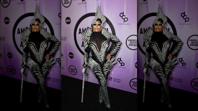 Dencia on the AMAs red carpet