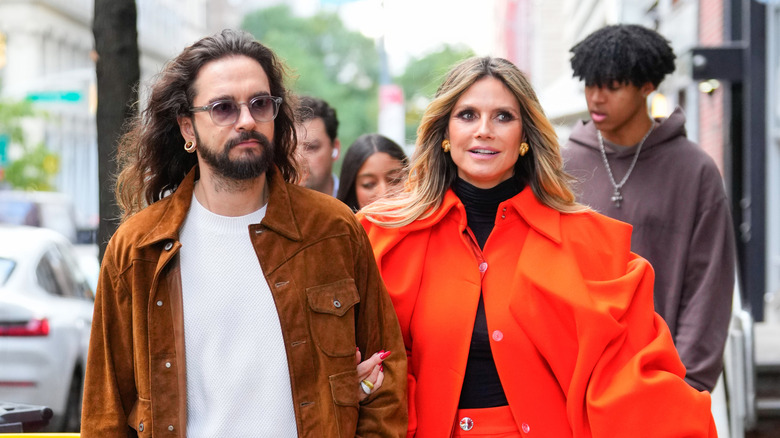 tom kaulitz and heidi klum walking in new york city