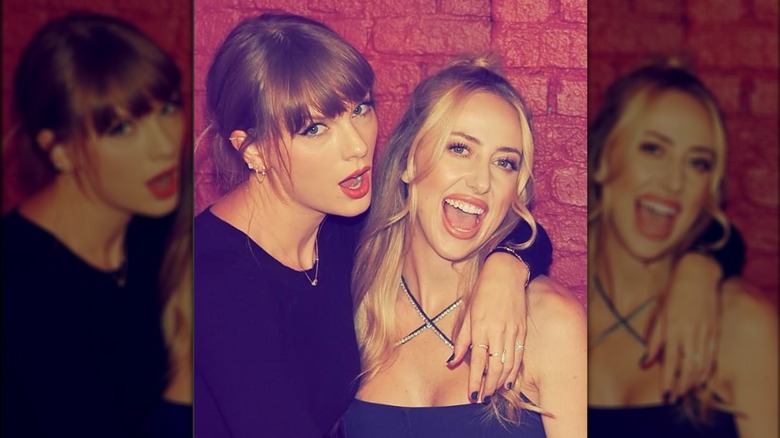 Taylor Swift and Brittany Mahomes posing