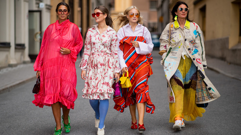 Women's New Trend 80's Stretchable Retro street fashion Style BootLeg/Wild  Leg Denim Pants