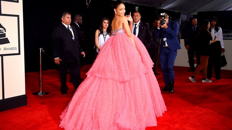 Rihanna 2015 Grammys