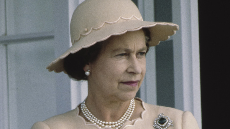 Queen Elizabeth outside