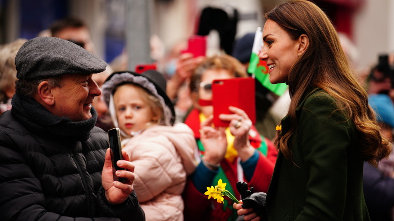 Kate Middleton talking to crowd