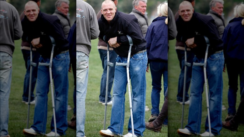 Mike Tindall on crutches 