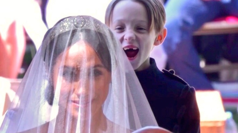 Meghan wedding photobomb 