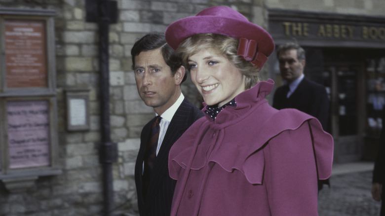 Diana Spencer smiling 