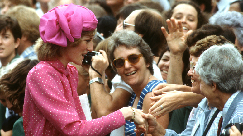 Diana Spencer on a walkabout 