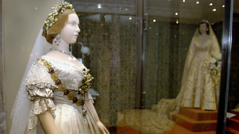 Queen Victoria's wedding gown