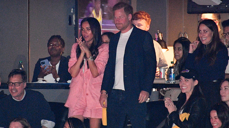 Meghan and Harry at Lakers game