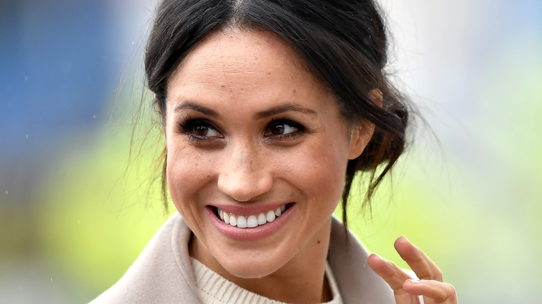 Meghan Markle waving