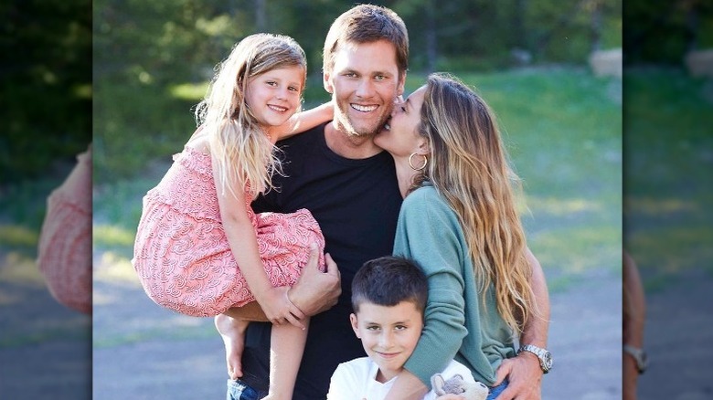 Brady and Bündchen family smiling