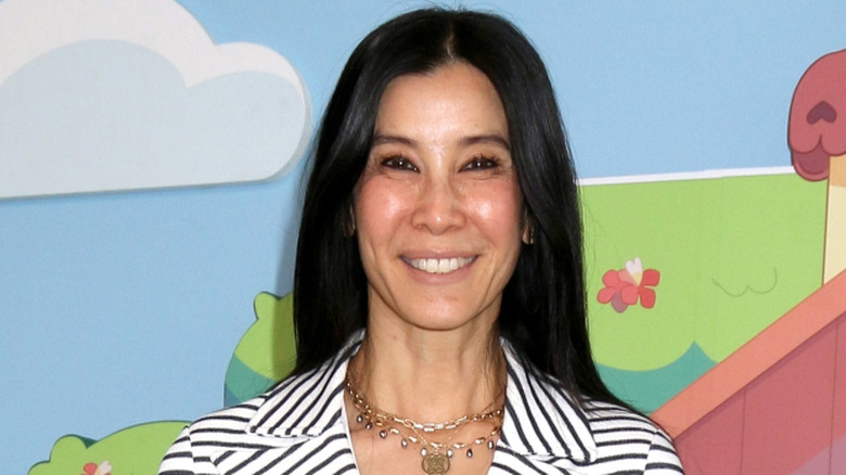 Lisa Ling posing at an event