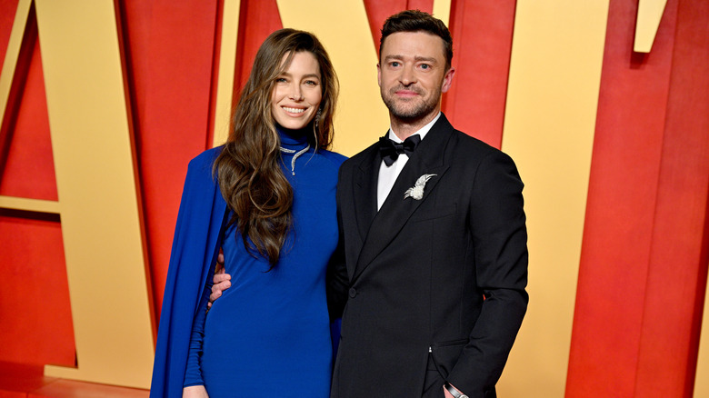 jessica biel and justin timberlake smiling