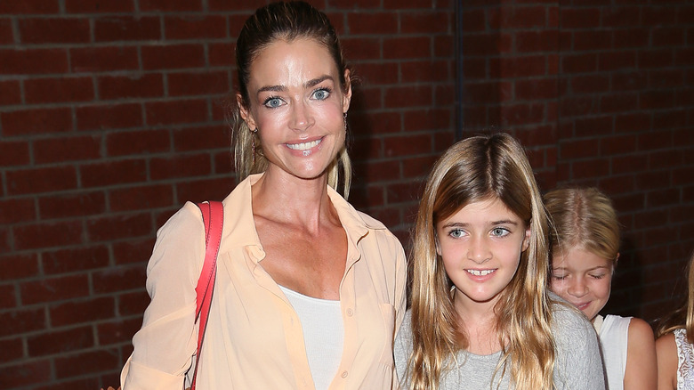 Denise Richards poses with Sami