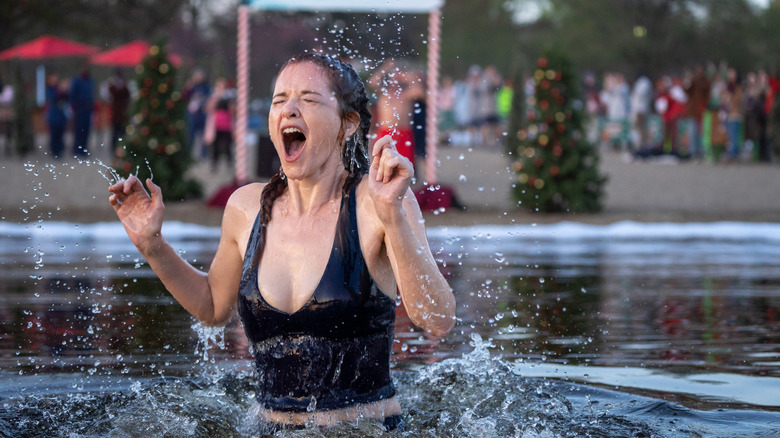 Sarah Drew in cold water in Reindeer Games Homecoming