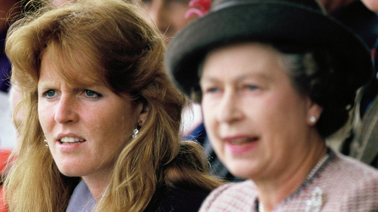 Sarah Ferguson and Queen Elizabeth at event 