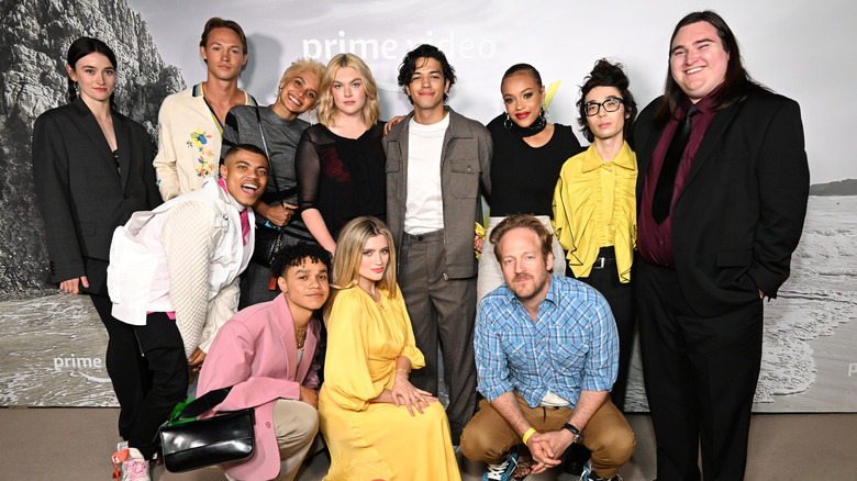 The Wilds cast posing at a screening