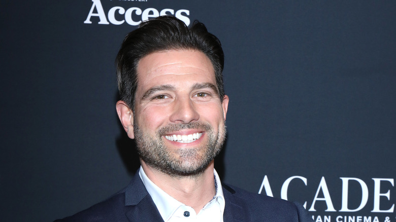 Scott McGillivray posing on the red carpet