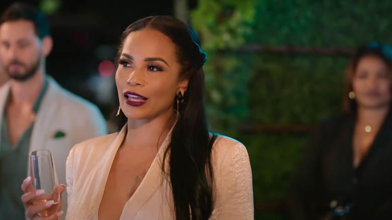 Sharelle Rosado in trailer for Selling Tampa