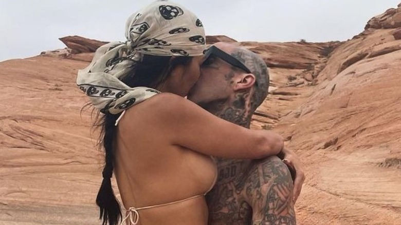 Kourtney Kardashian and Travis Barker make out