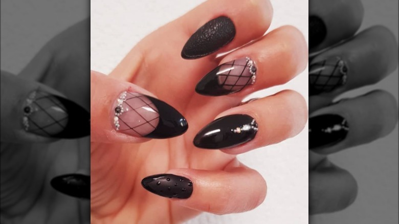 Black pantyhose manicure nails