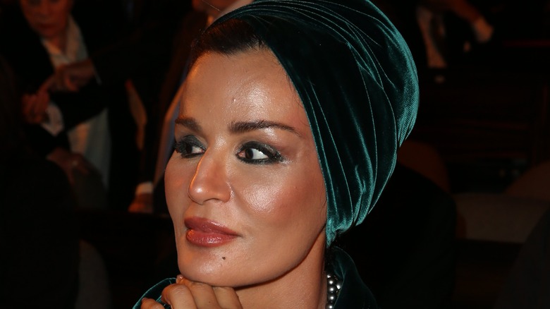 Sheikha Moza posing at event