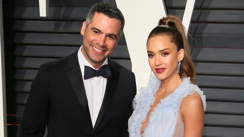 Cash Warren and Jessica Alba on the red carpet