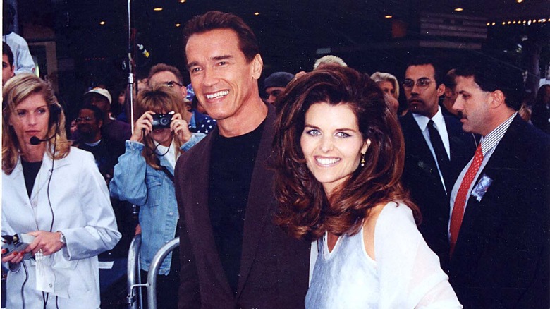 Maria Shriver and Arnold Schwarzenegger smiling