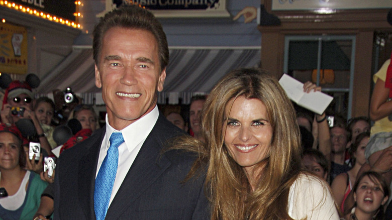 Arnold Schwarzenegger and Maria Shriver smiling