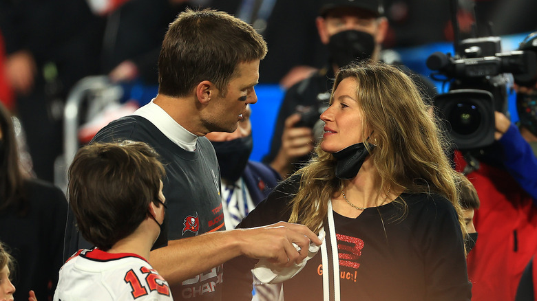 Tom Brady and Gisele Bündchen speaking