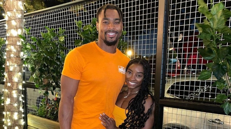 Simone Biles cuddles up to boyfriend Jonathan Owens