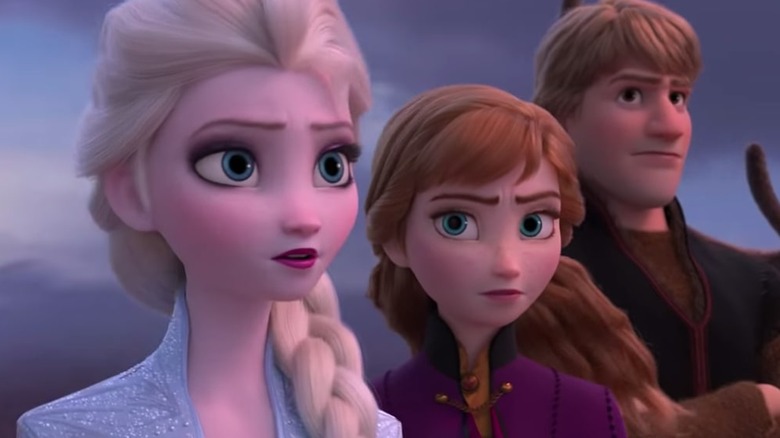 New HD images of Frozen 2 Anna Queen of Arendelle (with Kristoff!) and Elsa  as Snow Queen 