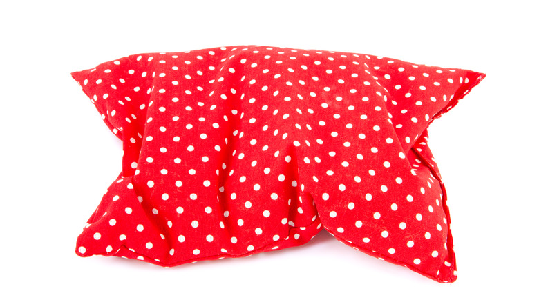 Red and white thermal pillow